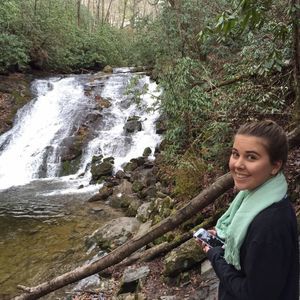 Meet your Posher, Katie